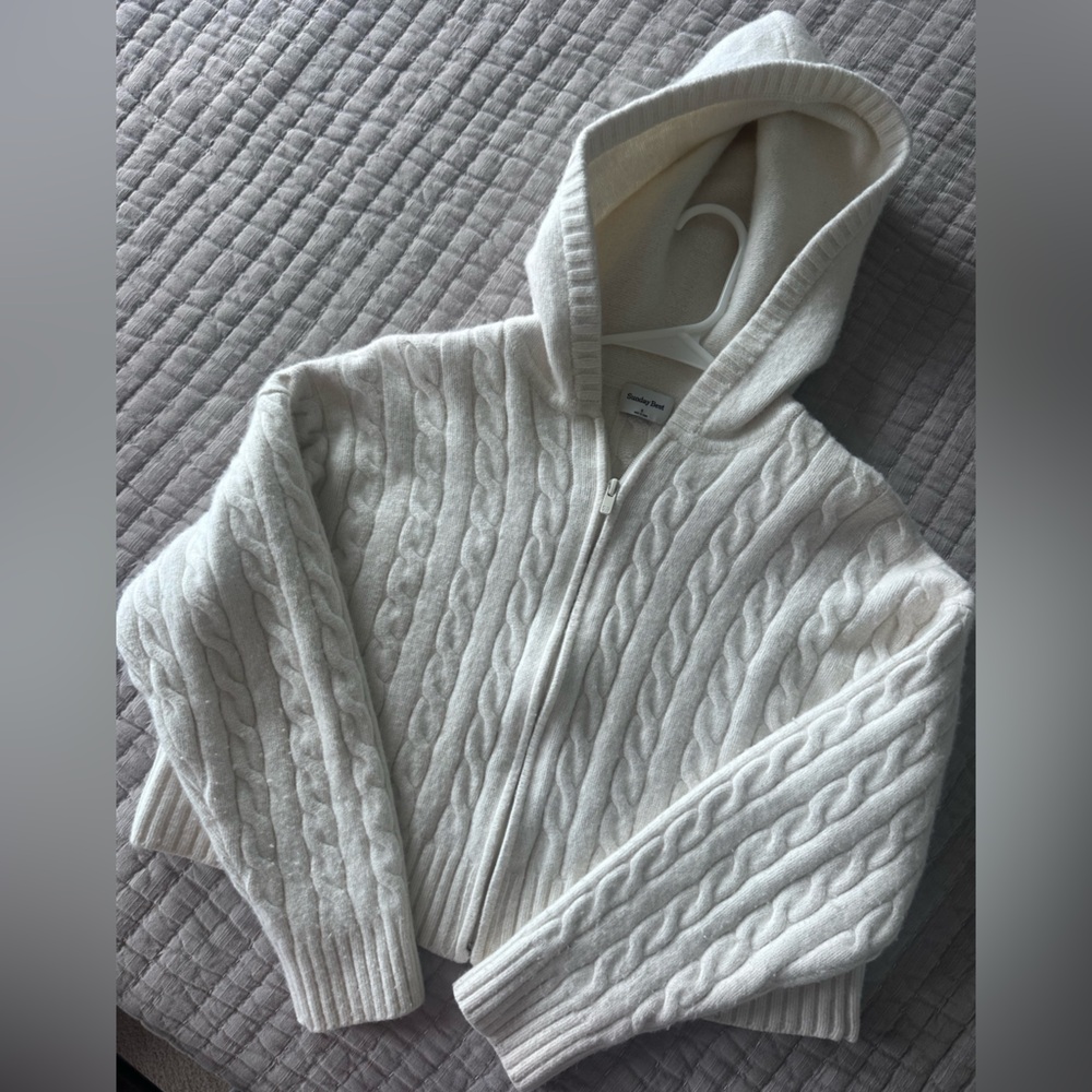 Aritzia Cream Cable Knit Hooded Cardigan